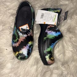 Women’s Crocs Size 7 Brand New Shoes