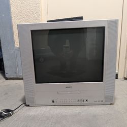 Toshiba MD20F-12 CRT Pure Flat TV 20 Inch w/ DVD Player Stereo Retro Gaming Tube