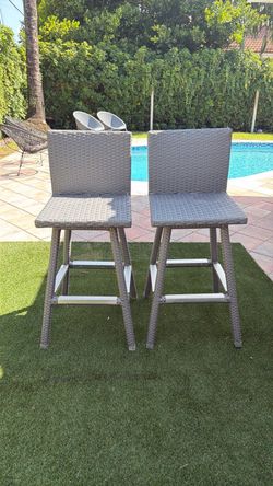 Feruci Outdoor Stools (pair)