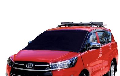 NEW in package Windshield Sun Shade -Certified Covers Block 99.93% UVR- 8 N35 Anti-Scratch Magnets-Waterproof 210T w/ Tire Hook & Anti-Theft Flaps. C