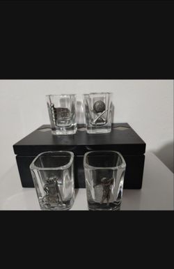 GLASS - PEWTER SHOT GLASSES SET OF 4