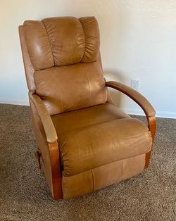 Lazy boy leather recliner
