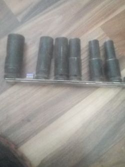 Set Of Deep Well Sockets 1/2 Inch Drive