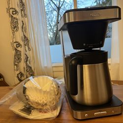 OXO Brew 8-Cup Coffee Maker - Single-Serve & Carafe