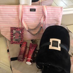 Victoria’s Secret Pink New Cute Bundle Tracy Location 