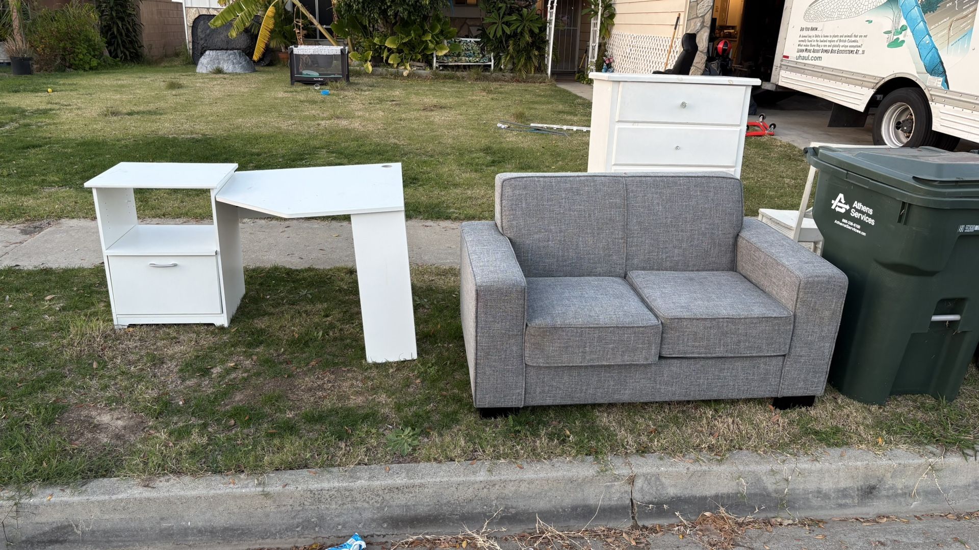 Free Furniture First Come First Serve