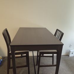 Dinning Room Table With Chairs 