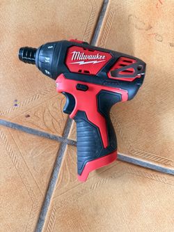 Screw driver