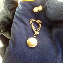 Avon Matching Barlacet / With Clip On Earrings 