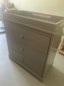 Kids/Baby dresser
