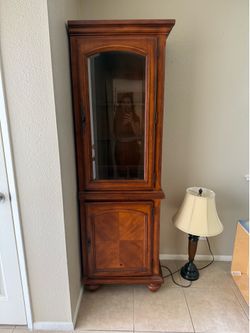 Solid wood, China cabinet