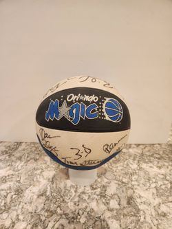 Orlando Magic Signed Basketball

Great basketball with multiple Signatures