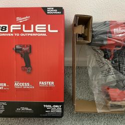 Milwaukee M18 FUEL Gen-2 18-Volt Lithium-Ion Brushless Cordless Mid Torque 1/2 in. Impact Wrench w/Friction Ring (Tool-Only) 2962-20 NEW, NEVER BEEN U