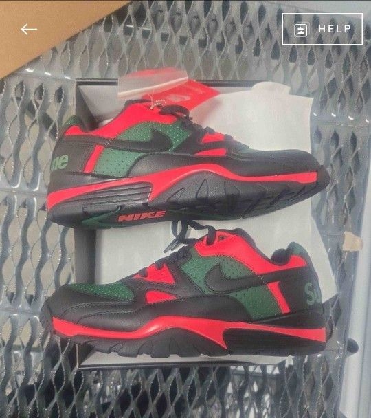 Nike Air Cross Trainer 3 Low Supreme - Size 9