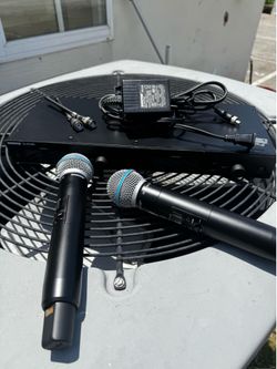 SHURE WIRELESS SLXD24 MICROPHONES BETA 58a DUAL CHANNELS LIKE NEW