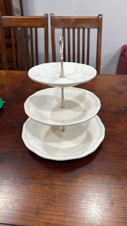 Mikasa 3 Tiered Tray