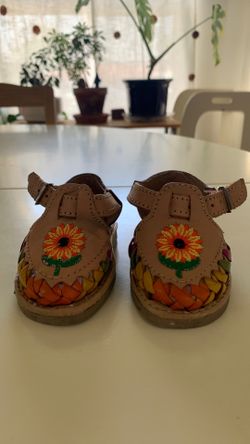Baby huaraches