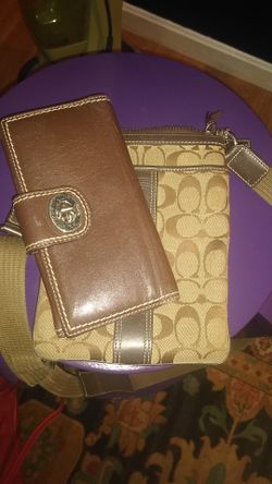 Coach bag w wallet