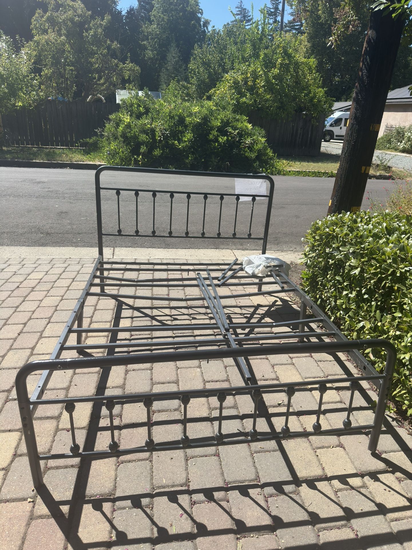 Free Queen Bed Frame 