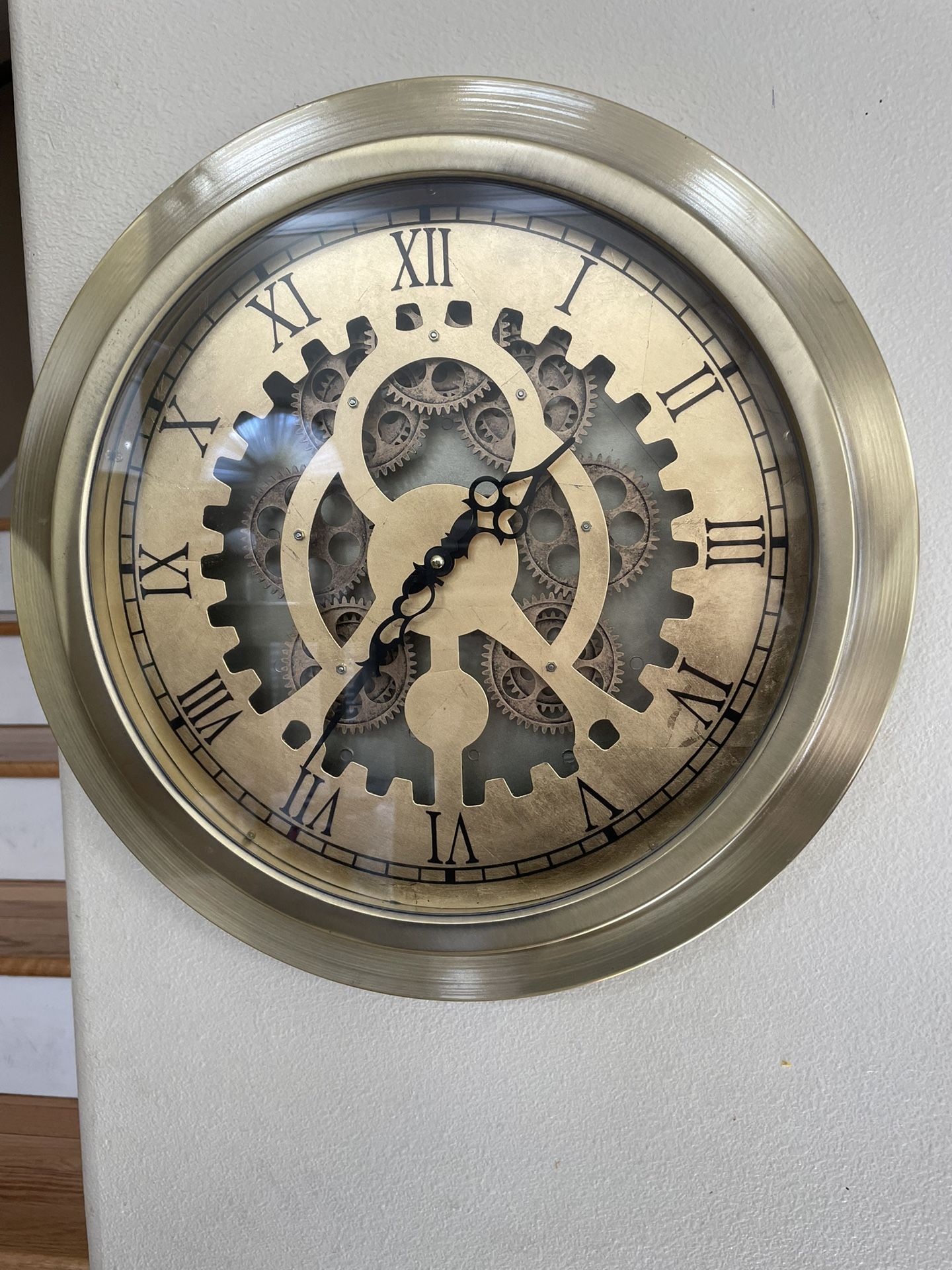 Wall Clock- Moving Center Cogs