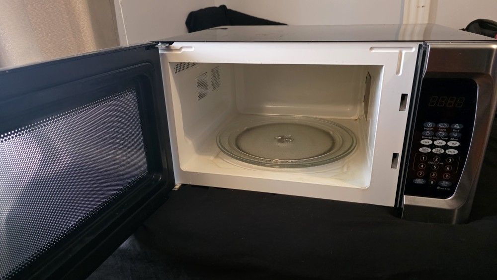 Microwave