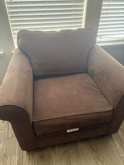 Living room chair