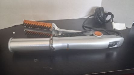 InStyler Original Rotating Hot Iron Brush 1.25" Barrel Silver Orange IS1001 Work1