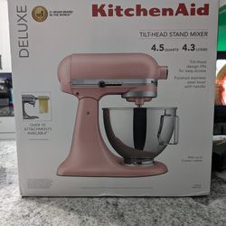 Kitchen Aid Mixer Deluxe 
