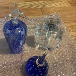 3 glass figurines look great in your vanity