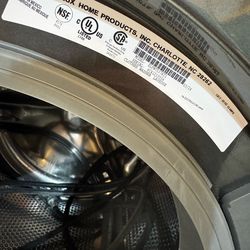 Front load washer & gas dryer