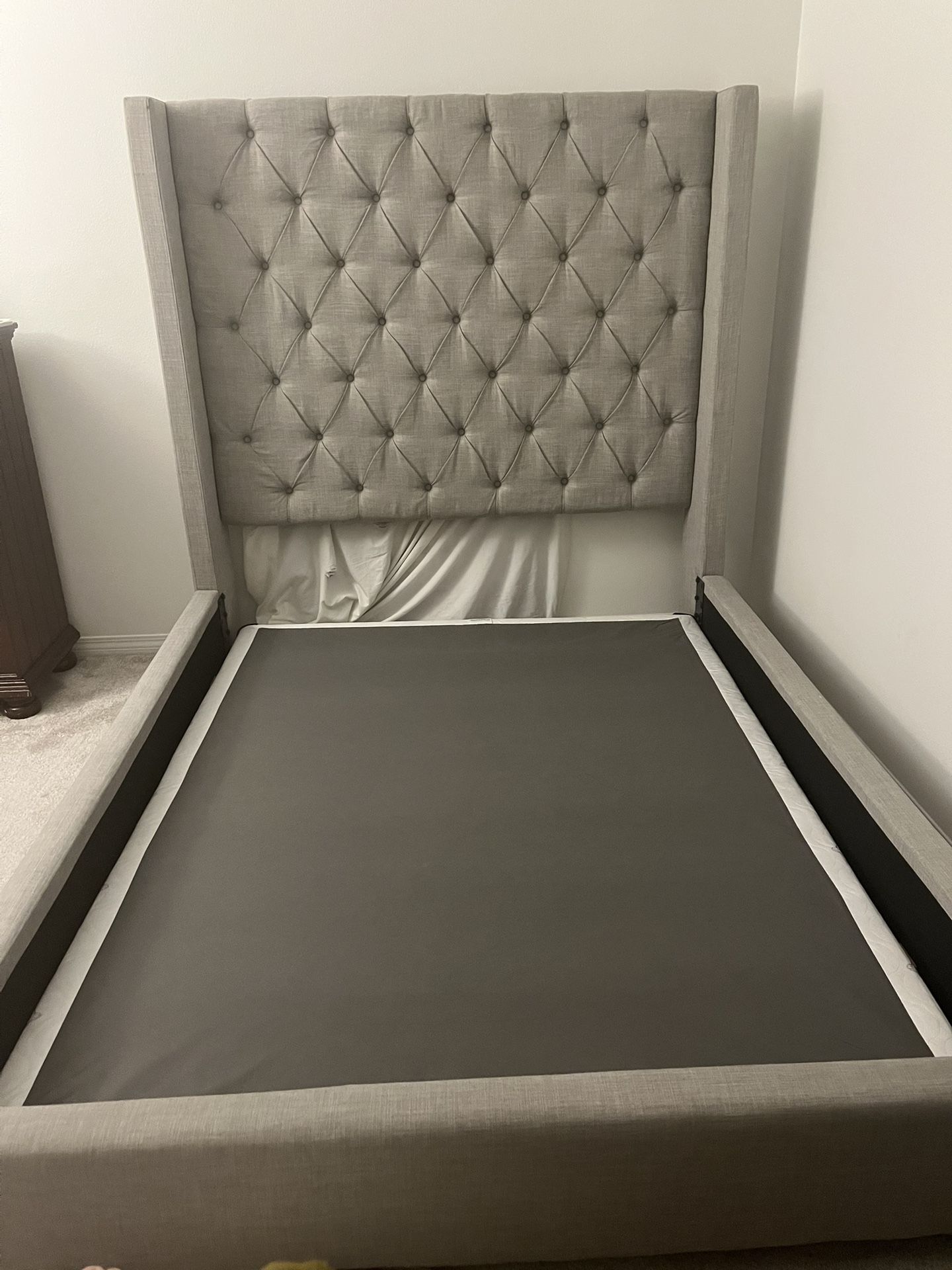 Queen Bed Frame 