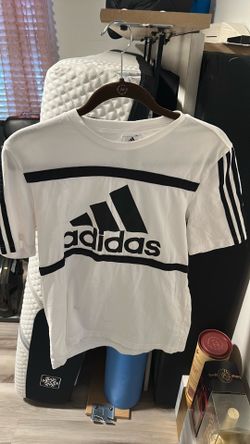 Men’s adidas shirt 👕