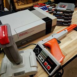 Nintendo NES With Games