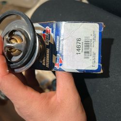 Thermostat With Seal CarQuest 14678