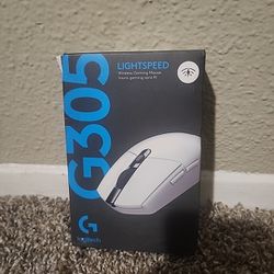 Logitech G305 Lightweight Lightspeed Wireless Gaming Mouse