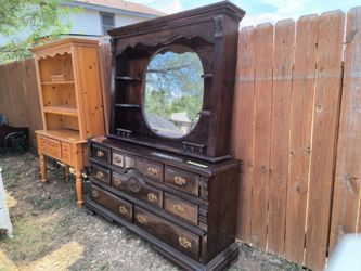 Dresser