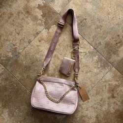 NEW WITH TAG Steve Madden BCARRIE Mauve Crossbody Bag