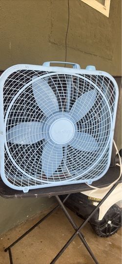 Lasko box Fan