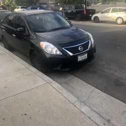 Nissan versa 2014 