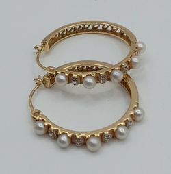 14k solid yellow gold hoops with pearls