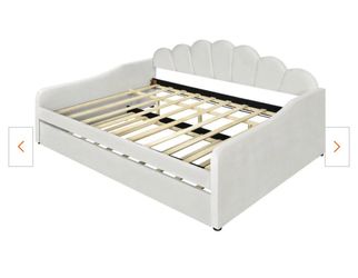 White Velvet Tufted Daybed with Trundle