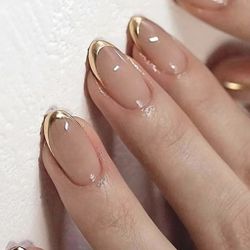 3 Sets Of Press On Nails 