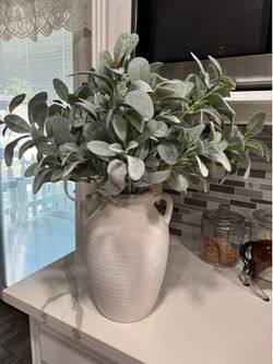 Vase w/ Decoration