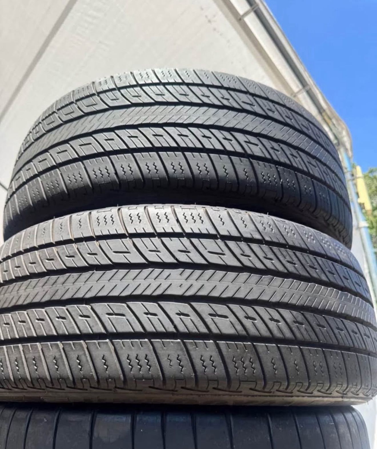 235 50 19 uniroyal tiger paw 235/50/19 used tires 235/50R19