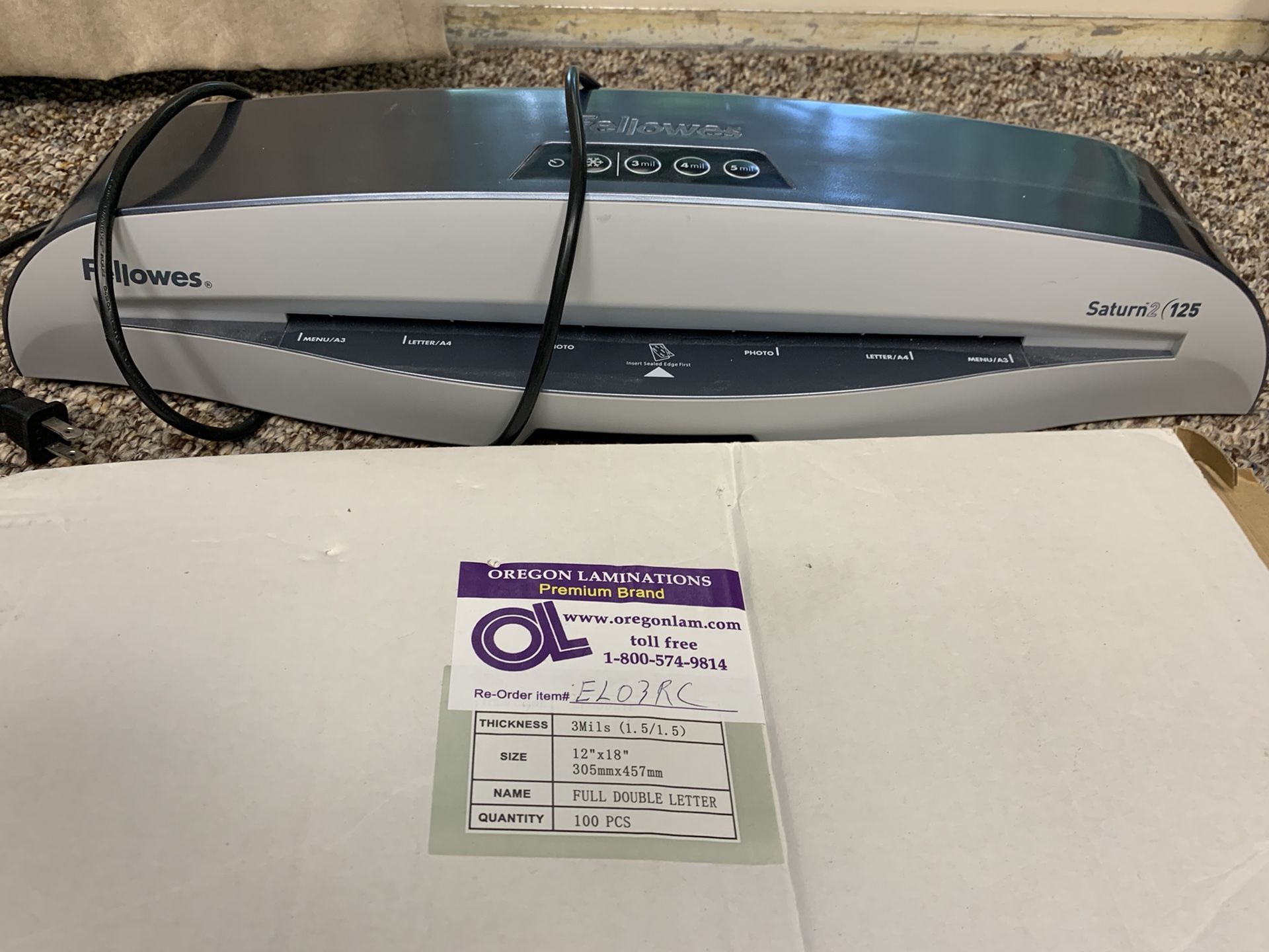 Fellowes Saturn 2 125 12” laminator with 90 sheets