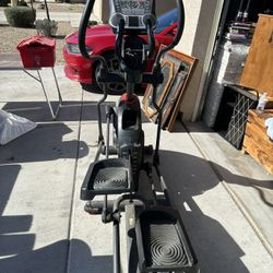  Schwinn 470 elliptical 