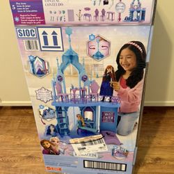 NEW Disney Frozen Elsa’s Frozen Ice Palace Castle Playset