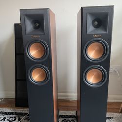 Speakers by Klipsch