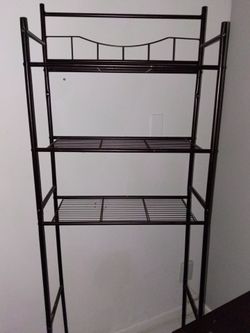 2 storage shelves