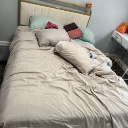 Full Size Comforter Beige / Tan
